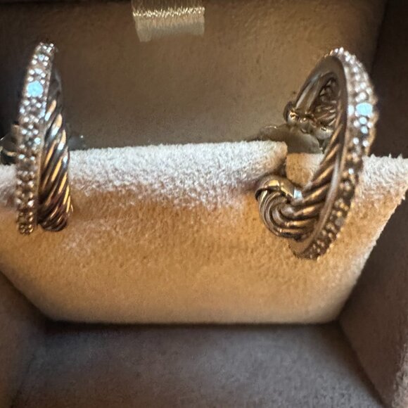 Rare....David Yurman Crossover Hoops with Diamonds - Picture 2 of 10